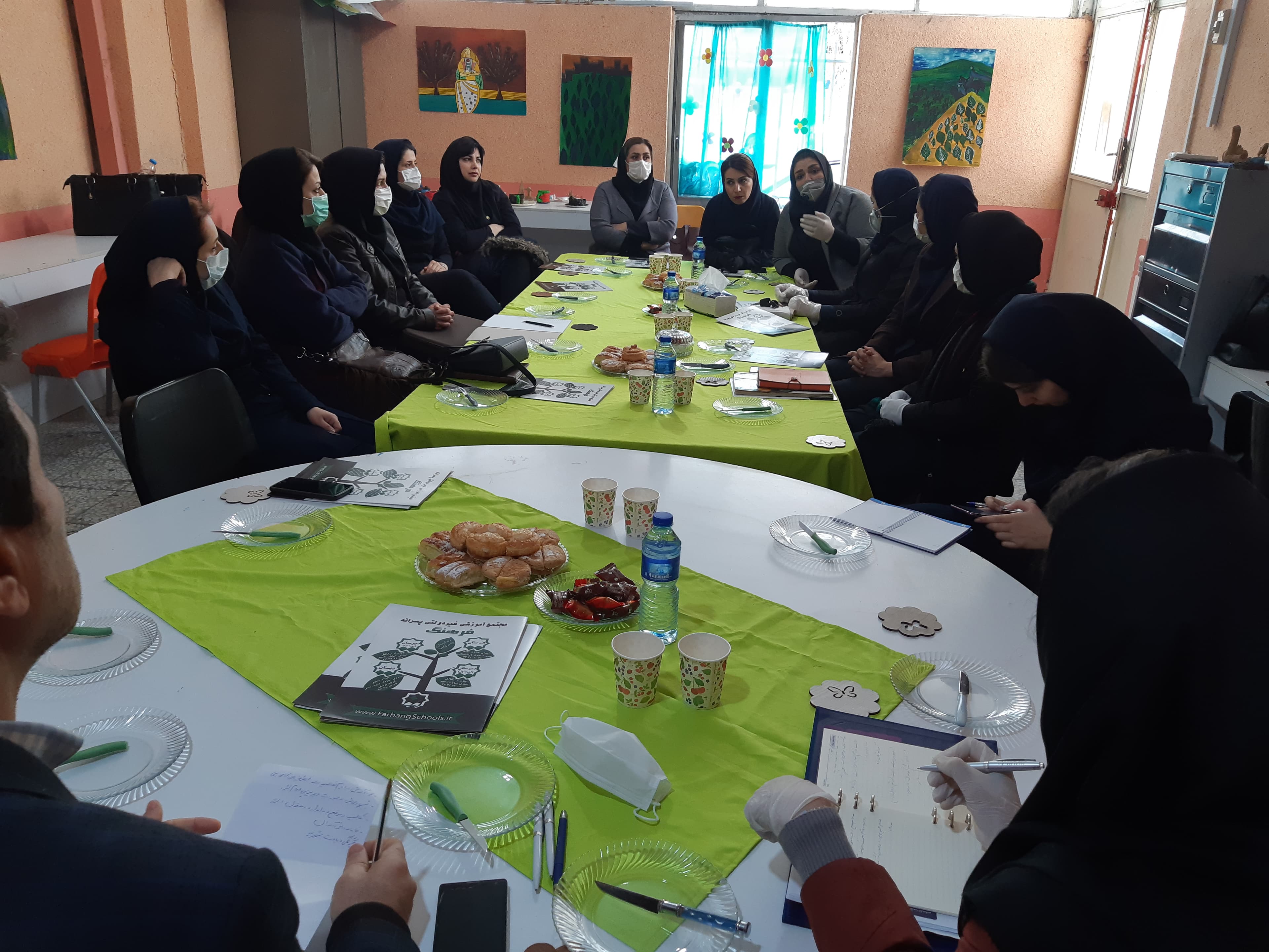 جلسه اضطراری شورای معلمان